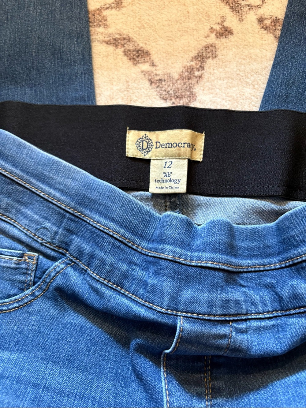Democracy pull on jeans size 12 like new - Picture 5 of 8